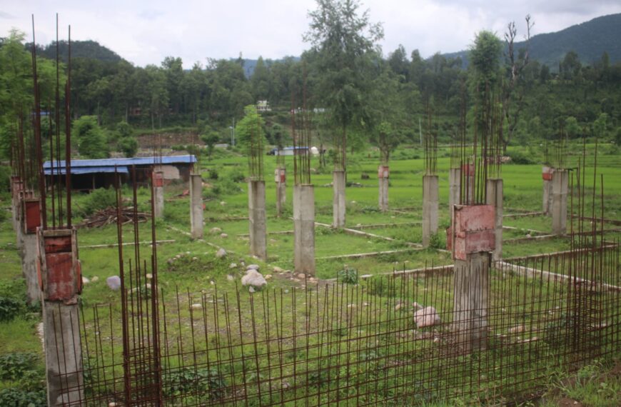 आधारभूत अस्पताल निर्माणः समय गुज्रियो, भएन प्रगति