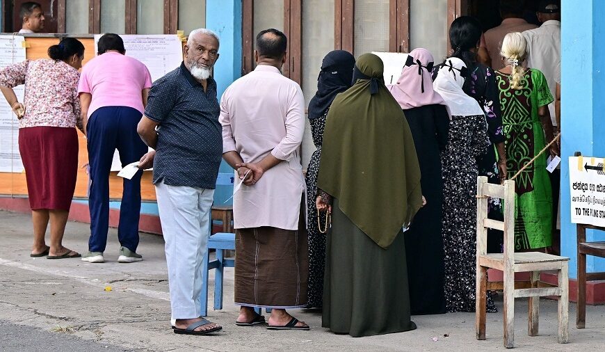 राष्ट्रपति चयनका लागि श्रीलङ्कामा भएको मतदान शान्तिपूर्ण रुपमा सम्पन्न