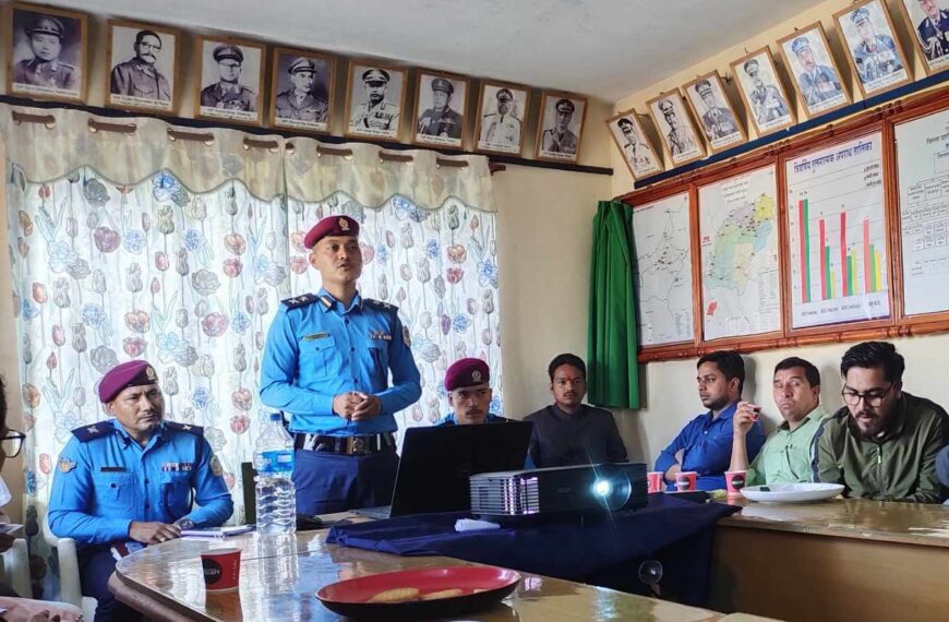 डडेल्धुरामा नयाँ आएका डीएसपी श्रेष्ठ भन्छन अपराधिक घटना न्यूनीकरण गर्छु