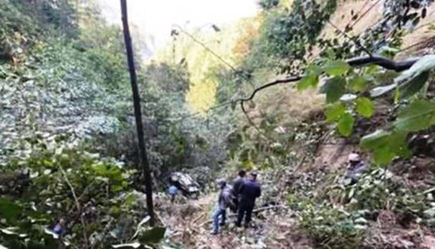 जिप दुर्घटनामा परि वडा अध्यक्षसहित पाँच जनाको मृत्युु