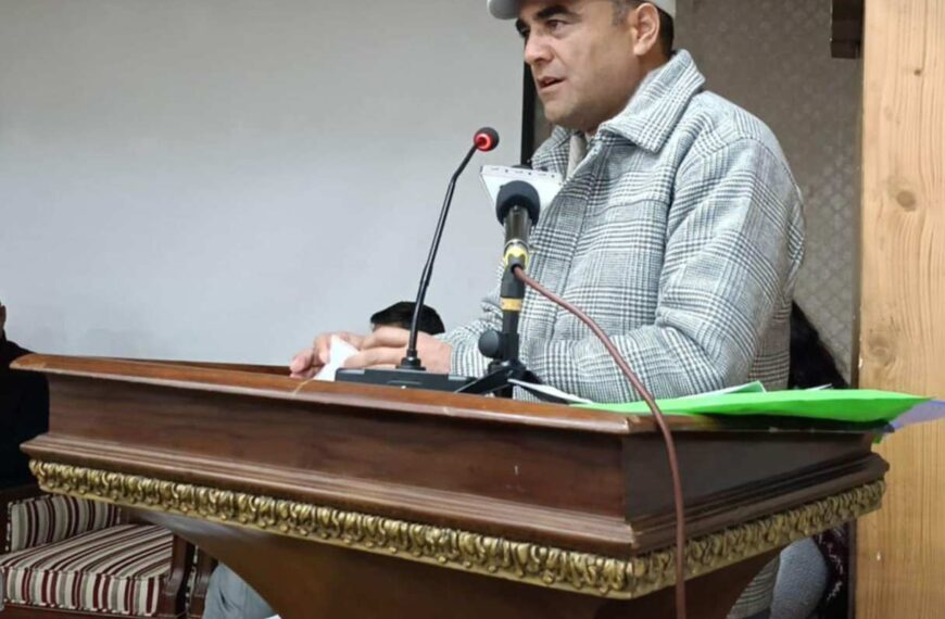 सरोकारवालाले अपनत्त्व लिने गरी शिक्षा ऐन पारित गरिनुपर्छः नैनसिंह महर