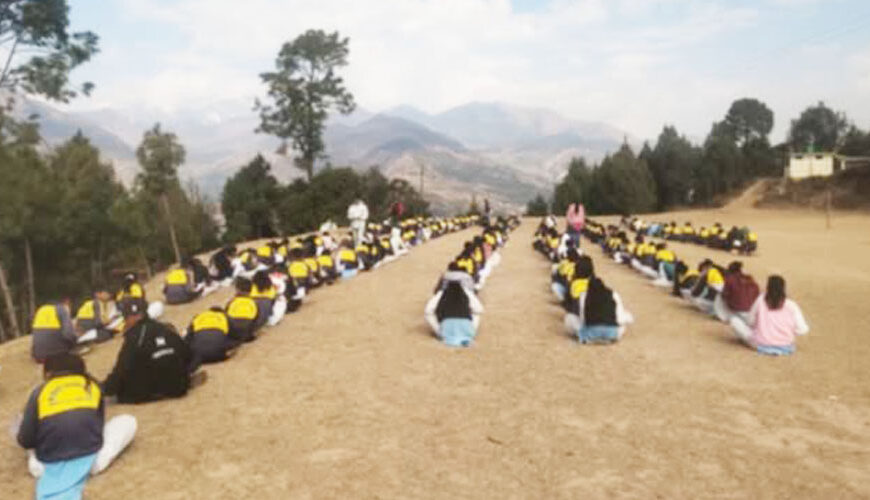 चिसो बढेपछि चौरमा गरिदै परीक्षा