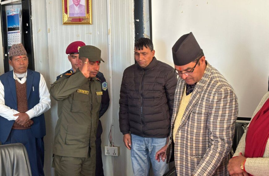 डडेल्धुराको अमरगढी नगरपालिकामा खटिए नगर प्रहरी