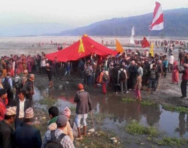 भागेश्वरको देउरो स्नानका लागि परशुरामधाम लगिदै