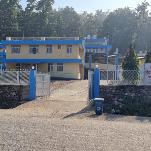 भित्रीमधेशका नागरिकलाई राहतः जोगबुढा अस्पतालमा विशेषज्ञ…