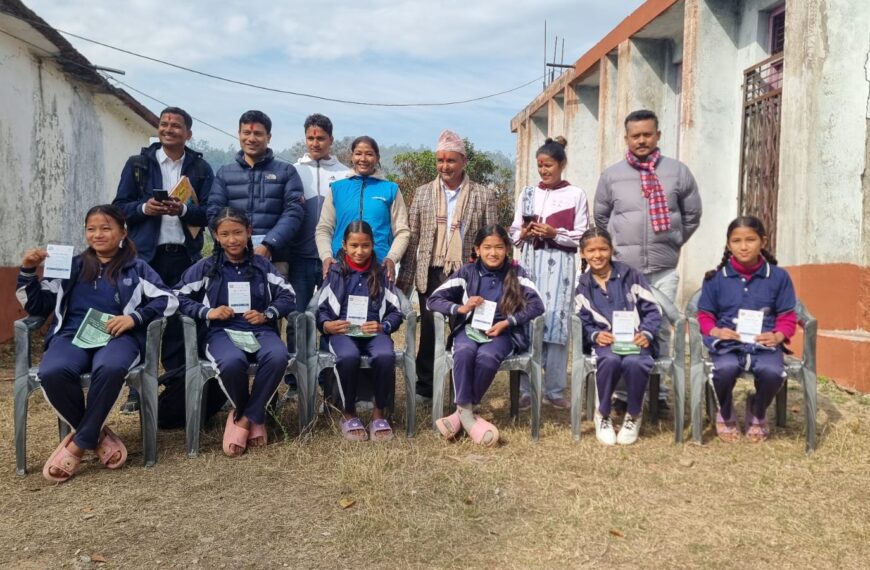 डडेल्धुराको शिद्धनाथ माविबाट शुभारम्भ गरियो एचपिभी खोप अभियान