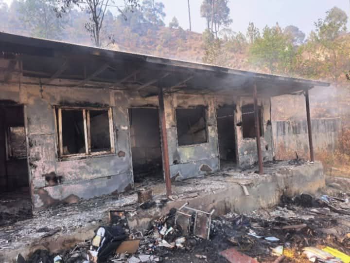नवदुर्गा गाउँपालिकाका तीन वटा शाखा कार्यालयमा आगलागी