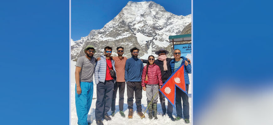 अपि हिमालमा आउन थाले विदेशी पर्यटक