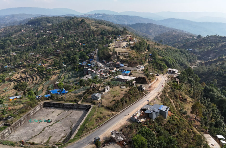 जिर्ण सुनपोखरी बहुउपयोगी बनाउन पुनर्निर्माण बजेट परेन, छेउमा सानो पोखरी&hellip;