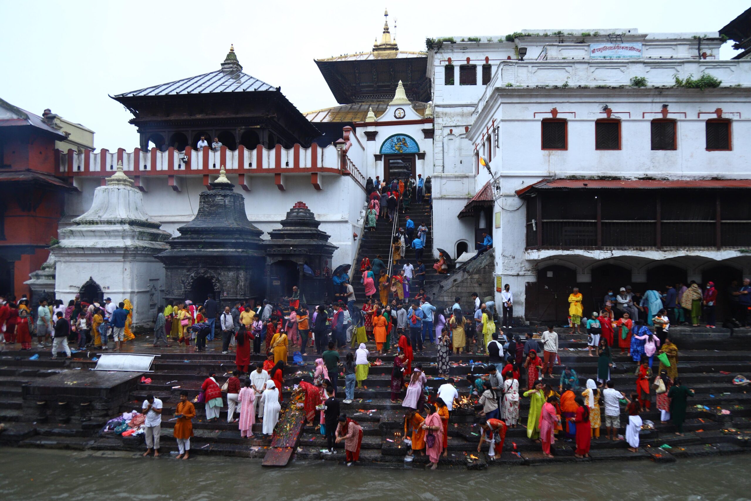 आज साउनको अन्तिम सोमबार, देशभरका शिवालयमा घुइँचो