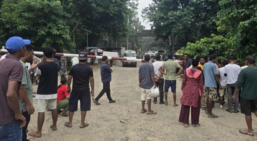 नेपालीलाई भारत प्रवेशमा रोक
