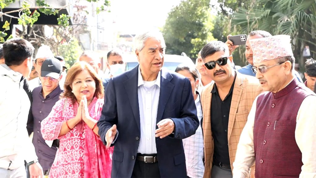 जेनजीको आक्रमणपछि सभापति देउवा पहिलोपटक सार्वजनिक, स्वास्थ्य अवस्थाबारे भने ‘ठिक छ, ठिक…