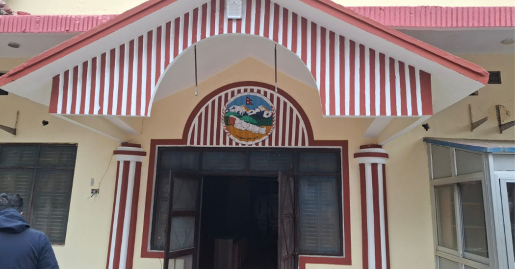 सुदूरपश्चिम प्रदेश सभा बैठक बस्दै