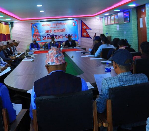 जनप्रतिनिधि र कर्मचारीका छोराछोरी अनिवार्य सरकारी विद्यालयमा