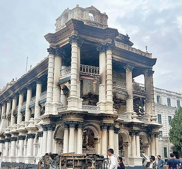 वैभवशाली सिंहदरबारको पुनर्निर्माण जटिल