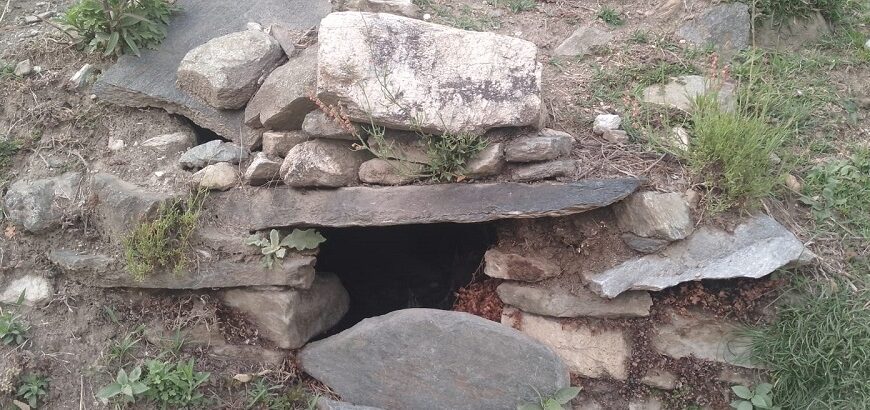 सुक्दै पानीका नाउला