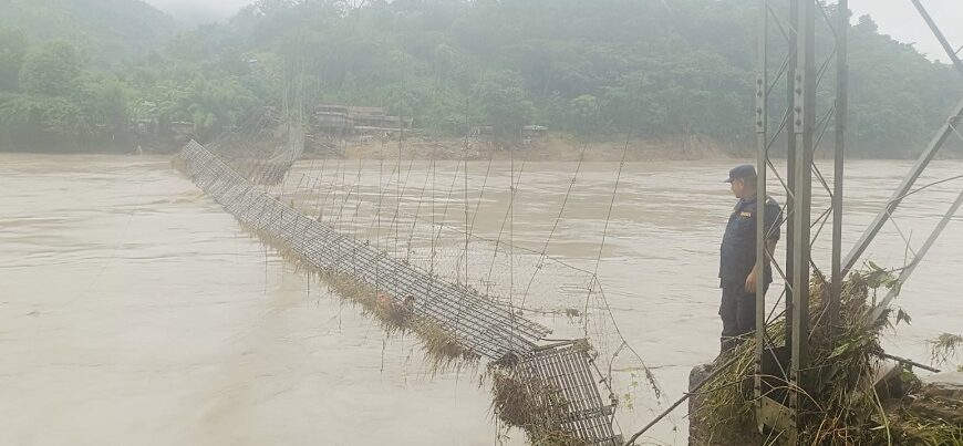 तनहुँमा बाढीको वितण्डा : ११ पुलमा क्षति, आवागमन प्रभावित