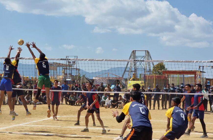 अजयमेरुको राजुलमा खुला भलिबल प्रतियोगिता हुँदै, विजेतालाई १ लाख ५५ हजार पुरस्कार